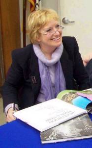 06694-rosemaryatburbanklibraryjpg