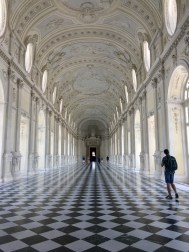 Italy18 checkered hall