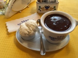 Italy18 Hot Choc. Fresh whip cream